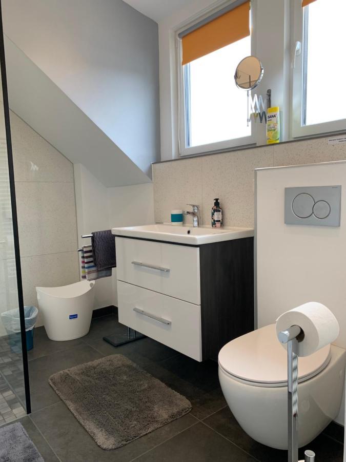 Ferienwohnung Sunny - Moderne Ferienwohnung Im Gruenen In Saarbruecken-West 외부 사진
